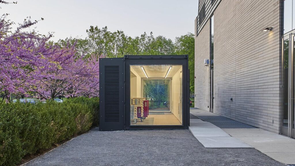 Students Scholar Turn Shipping Container Innovative Space Ceramics